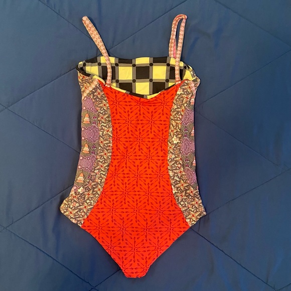 Maaji one piece swimsuit - Picture 2 of 10